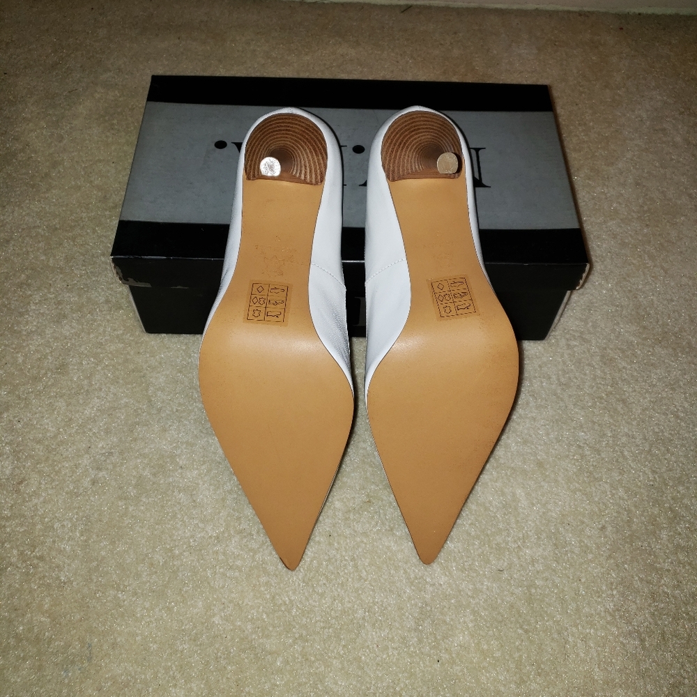Shoes - Picture 5 of 6